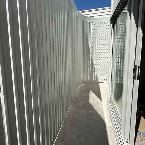 aluminium-fabrication-slate-screen