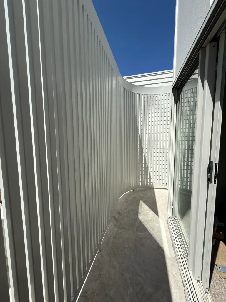 aluminium privacy screen central coast