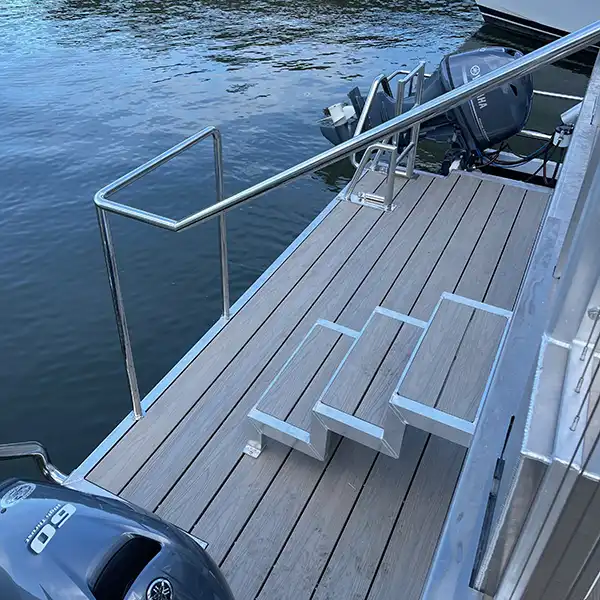 stainless-steel-handrail-marina